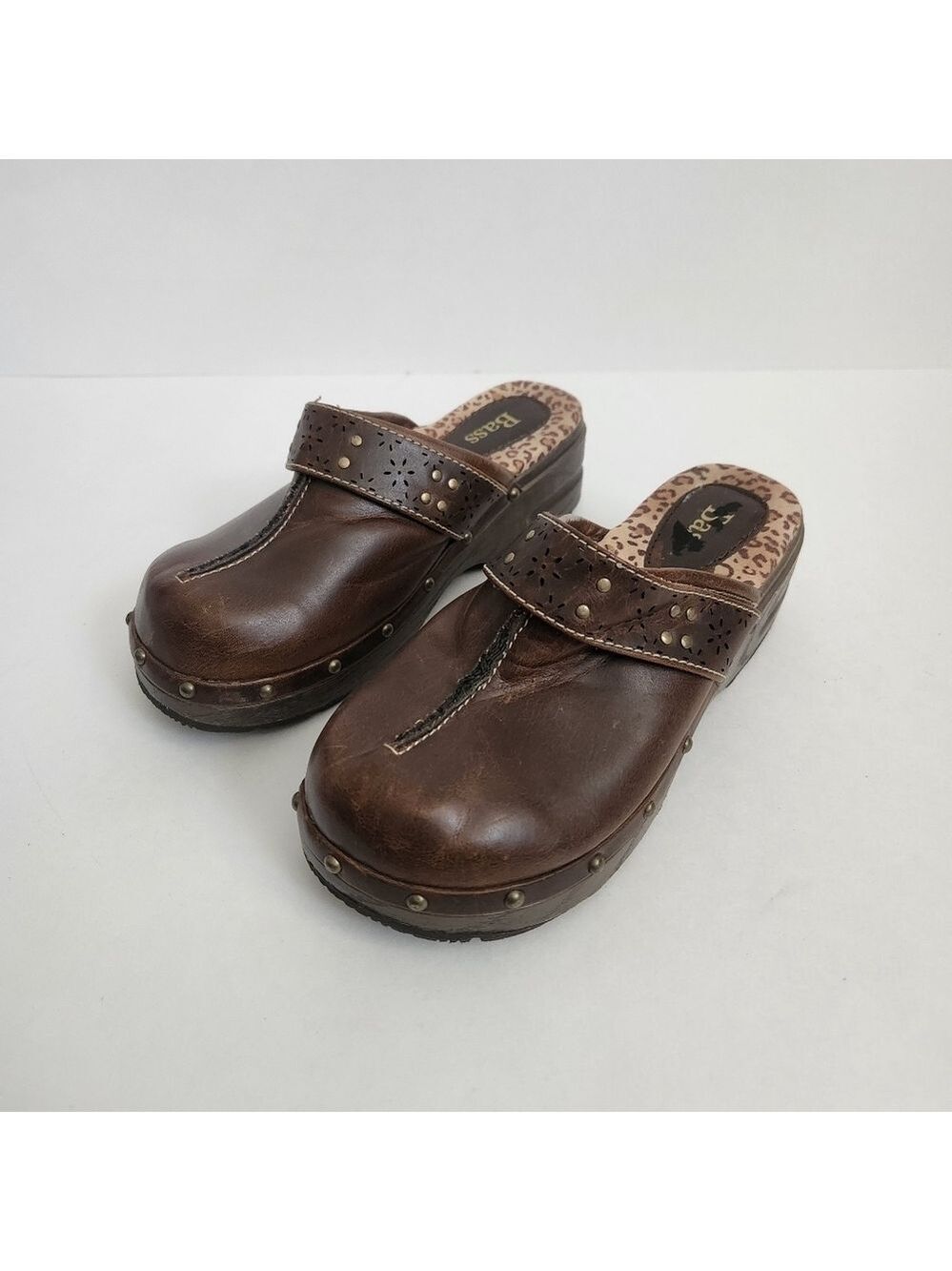 BASS | leather clogs brown girls sz 2